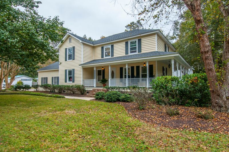 1843 Houghton Dr, Charleston, SC 29412