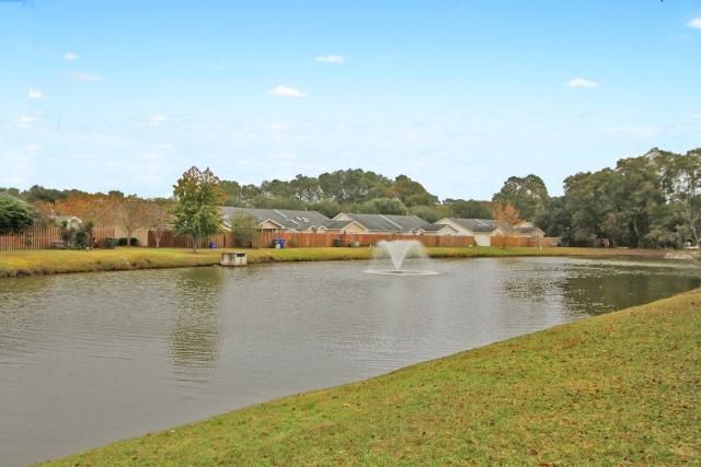 1266 Apex Ln, Charleston, SC 29412