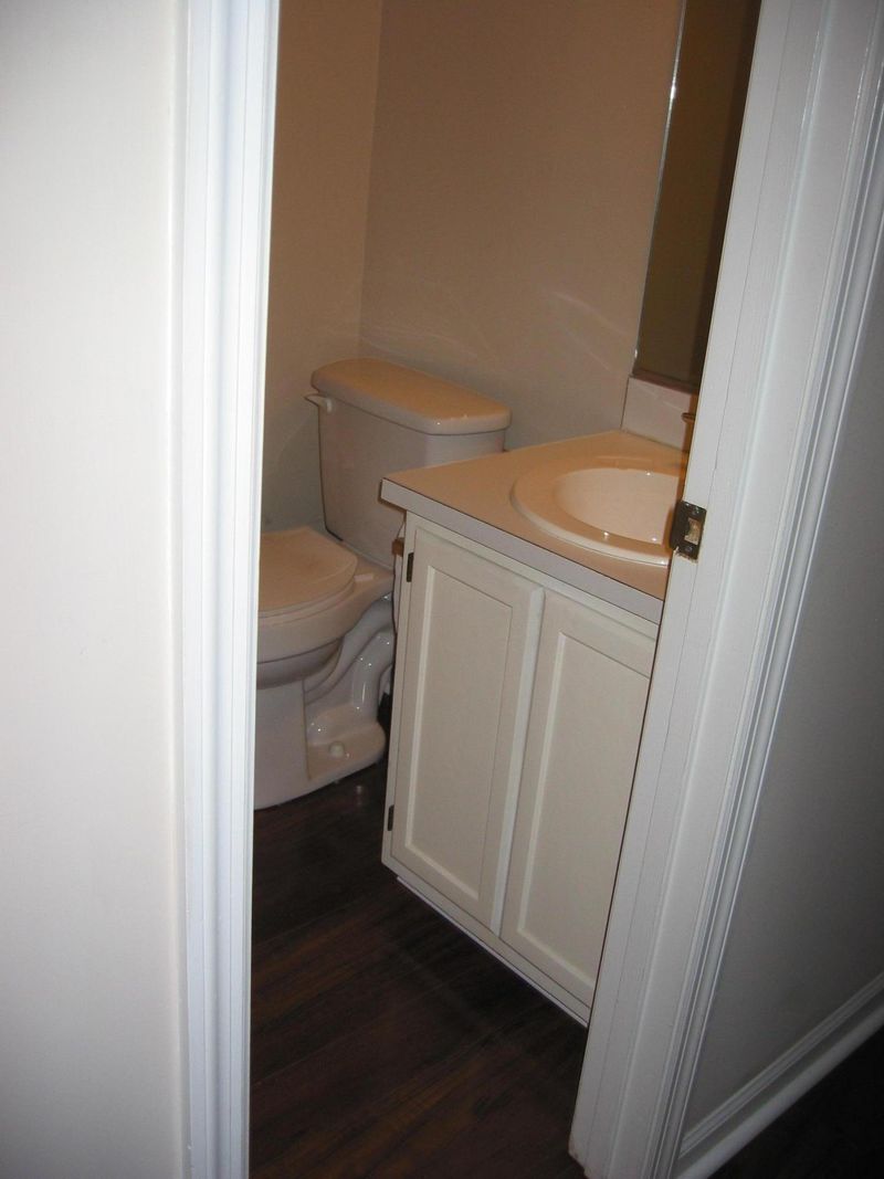 860 Colony Dr, Charleston, SC 29407