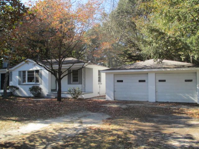 1038 Leonard Dr, Johns Island, SC 29455