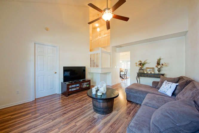 545 Tayrn Dr, Wando, SC 29492