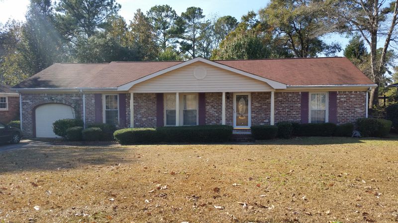 8505 Deerwood Dr, North Charleston, SC 29406