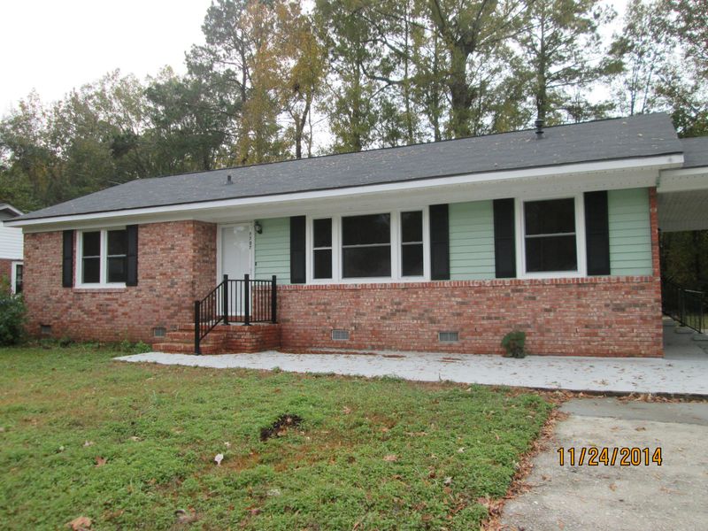 7707 Picardy Pl, North Charleston, SC 29420
