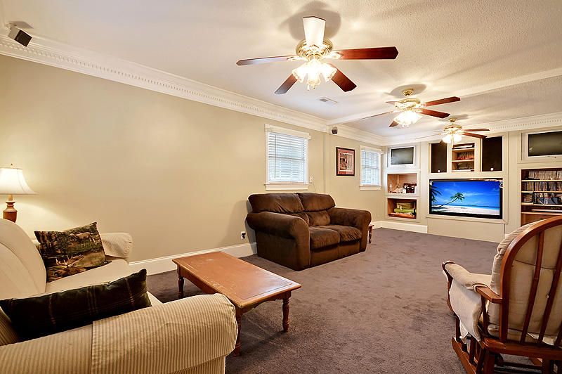304 Sprucewood Dr, Summerville, SC 29485
