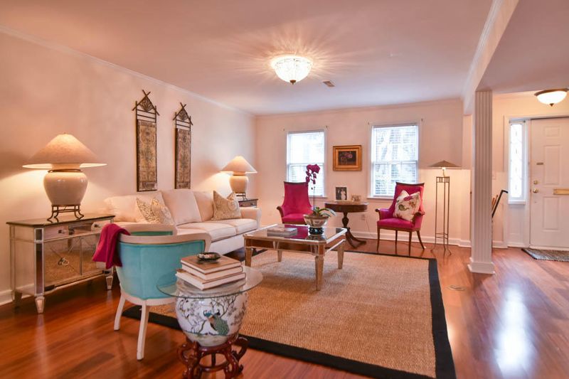 130 Queen St, Charleston, SC 29401