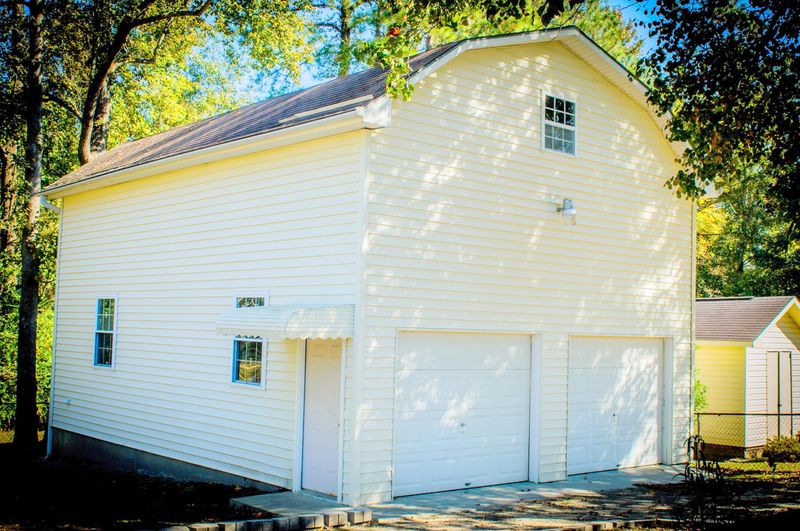 42 S Basilica Ave, Hanahan, SC 29410