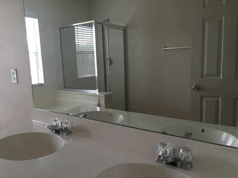8086 Old London Rd, North Charleston, SC 29406