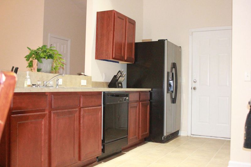 429 Watershed Dr, Goose Creek, SC 29445