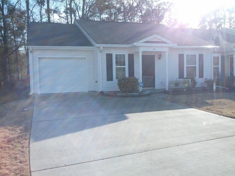 264 Reagan Dr, Summerville, SC 29483