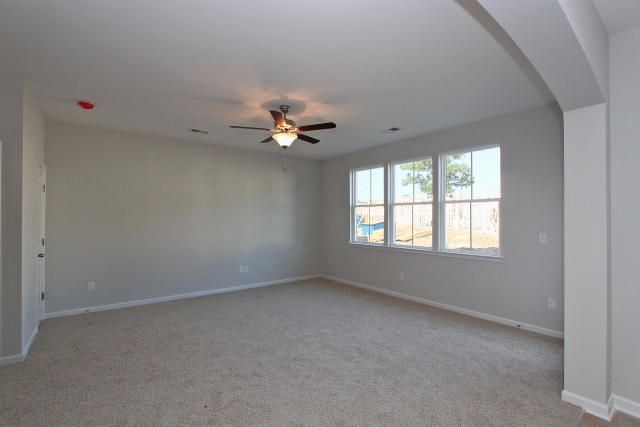 2904 Penobscott Dr, North Charleston, SC 29420