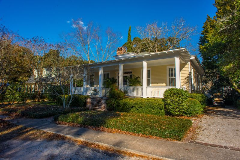 328 Bennett, Mount Pleasant, SC 29464