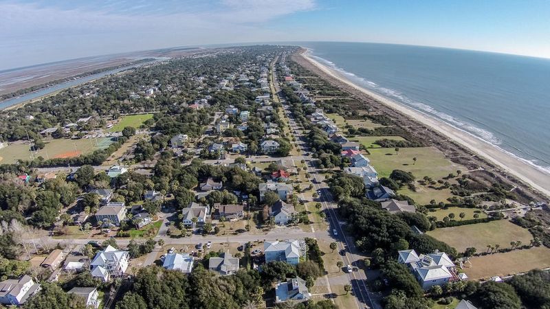 4 26th Ave, Isle Of Palms, SC 29451