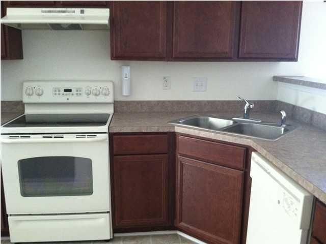 500 Poplar Grove Pl, Summerville, SC 29483