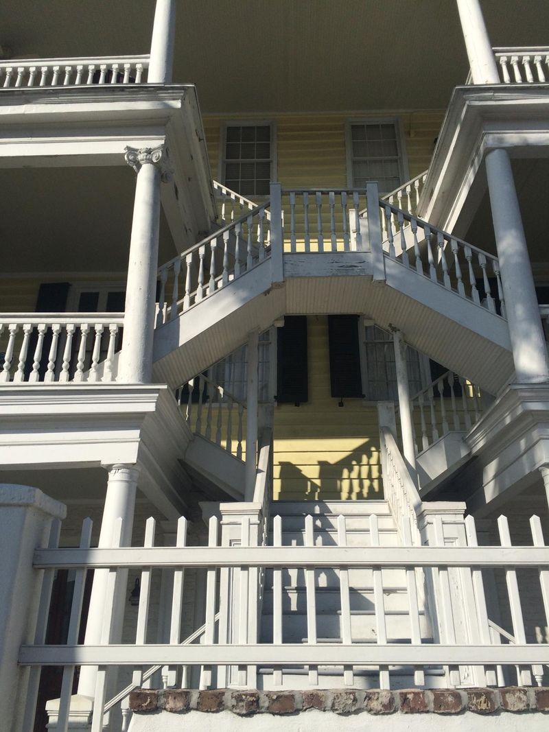 212 Calhoun St #B, Charleston, SC 29401