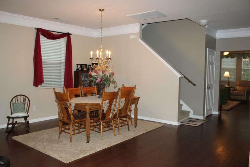 318 Clayburne Dr, Goose Creek, SC 29445