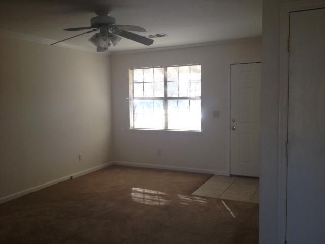 107 Carriage Ct, Summerville, SC 29483