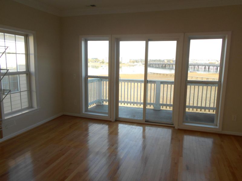 98 W 2nd St, Folly Beach, SC 29439