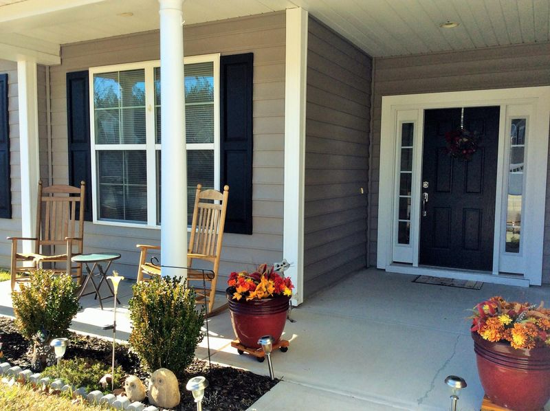 135 Satur Dr, Goose Creek, SC 29445