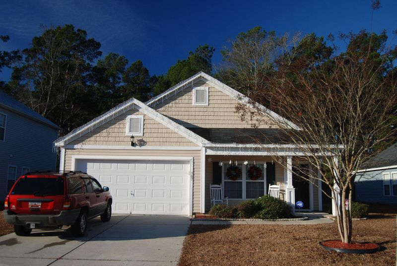 307 Briarbend Rd, Goose Creek, SC 29445
