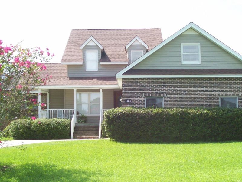 1505 Dennis Blvd, Moncks Corner, SC 29461