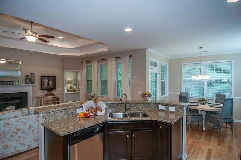 8093 Ronda Dr, North Charleston, SC 29406