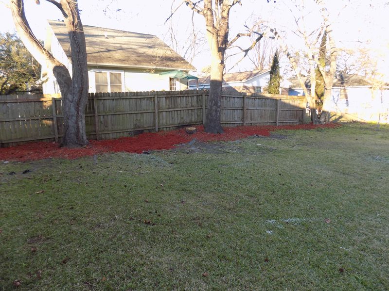 1128 Carnegie Ave, Charleston, SC 29407