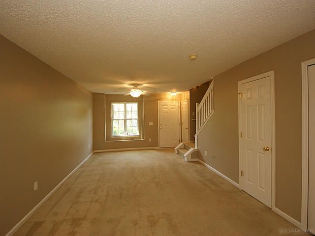 146 Taylor Cir, Goose Creek, SC 29445