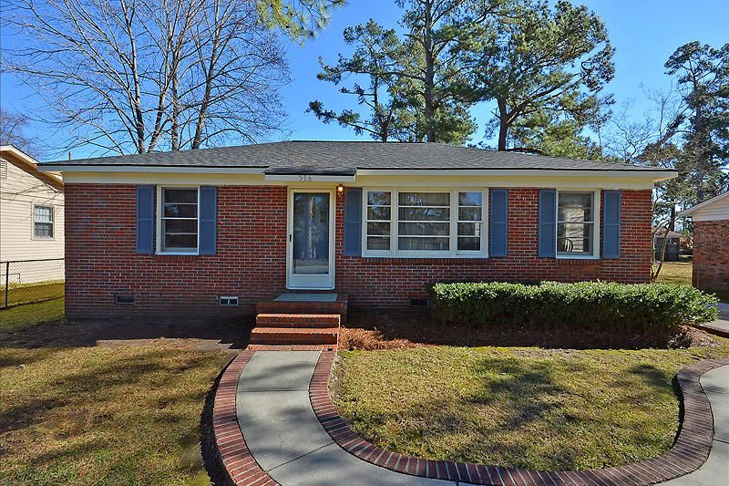 516 Amy Dr, Goose Creek, SC 29445