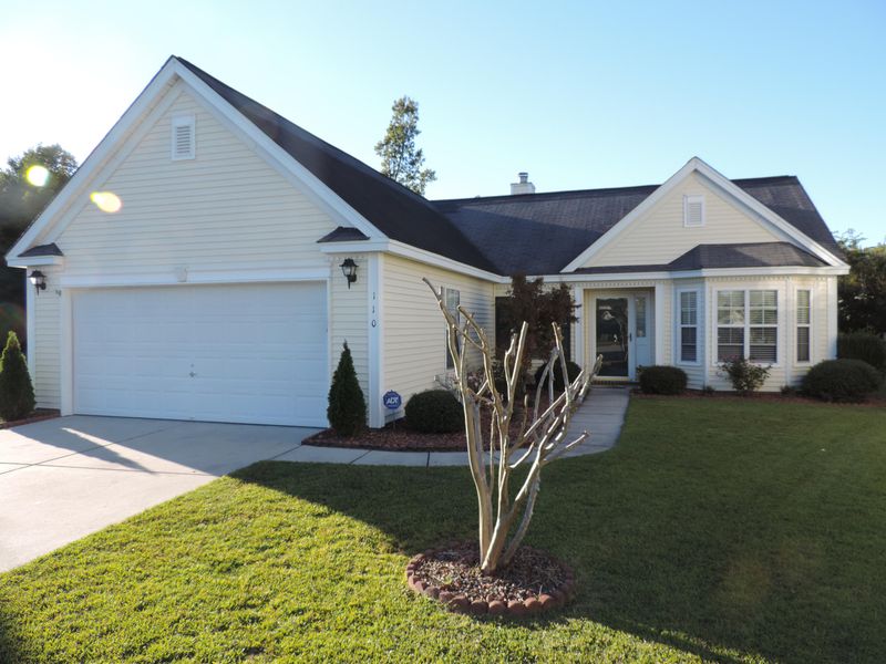 110 Creekside Dr, Summerville, SC 29485