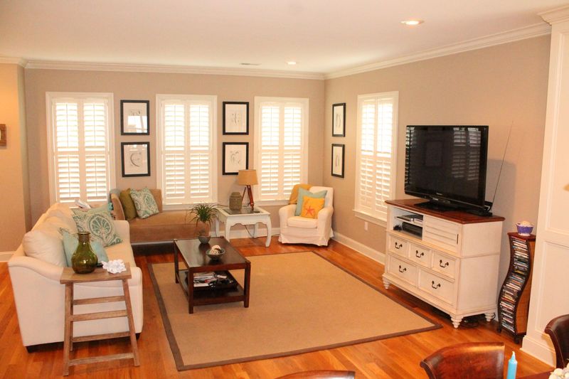 201 Hasell Ct, Wando, SC 29492
