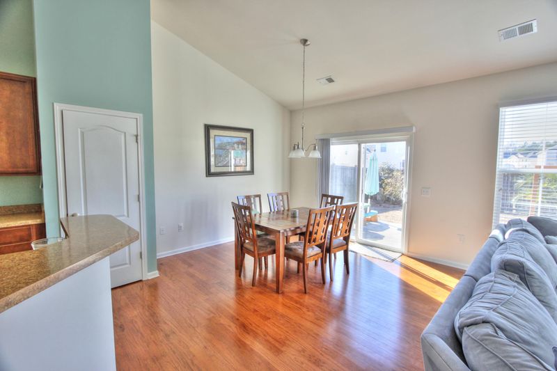 121 Satur Dr, Goose Creek, SC 29445