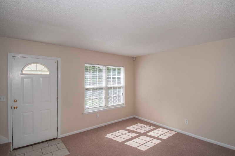 1423 Ashley River Rd #5d, Charleston, SC 29407