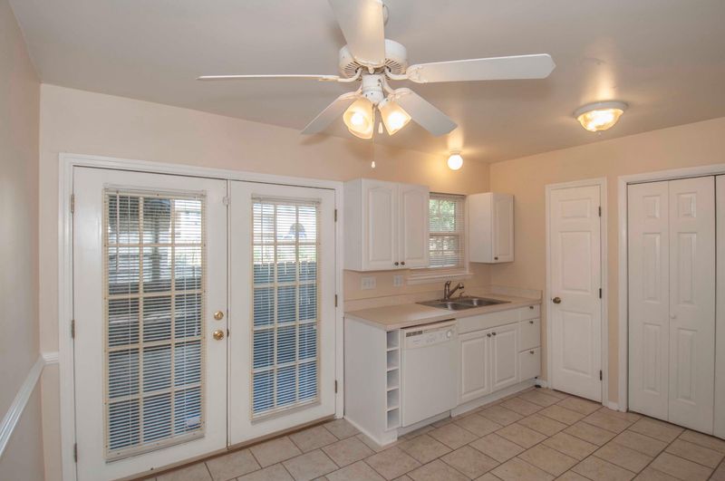 1423 Ashley River Rd #5d, Charleston, SC 29407
