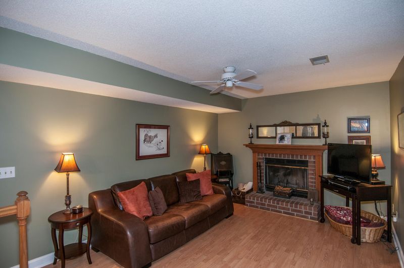 2105 Glen Oaks Ct, Charleston, SC 29414