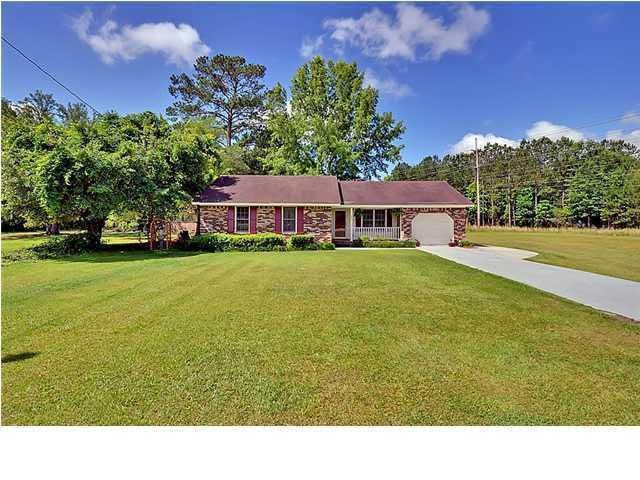 951 St James Ave, Summerville, SC 29483