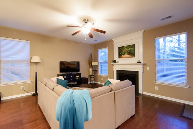 142 Hickory Ridge Way, Summerville, SC 29483
