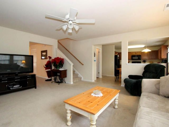 276 Clayburne Dr, Goose Creek, SC 29445