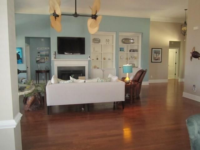 2390 Cross Timbers Dr, Mount Pleasant, SC 29464