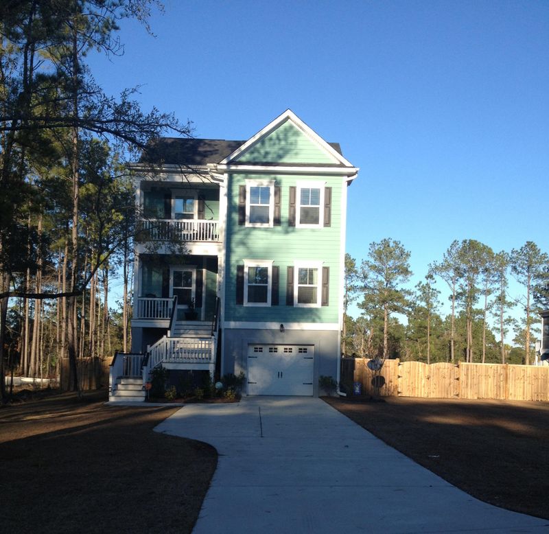 526 Sanders Farm Ln, Charleston, SC 29492
