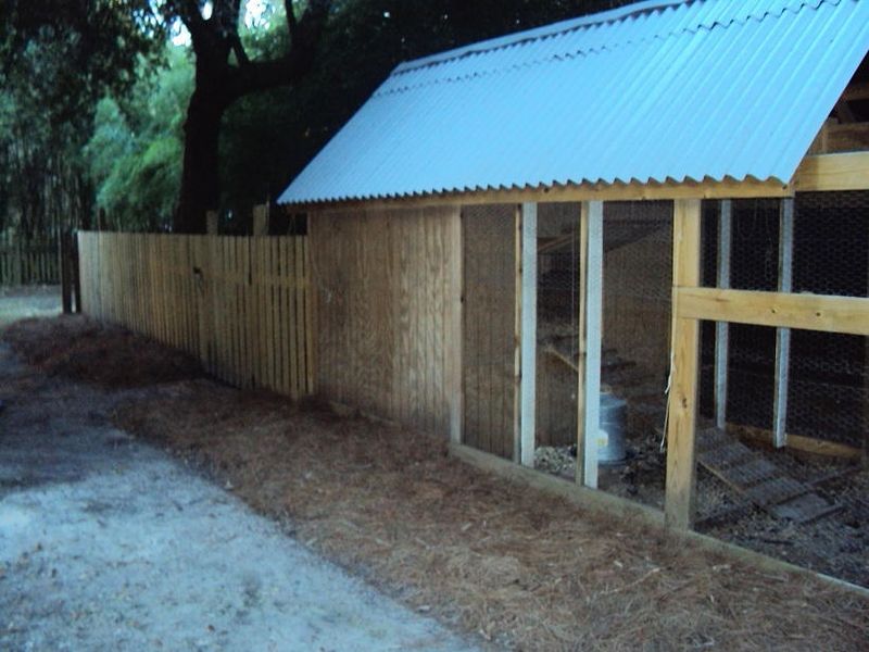 1523 N Lakeshore Dr, Mount Pleasant, SC 29466