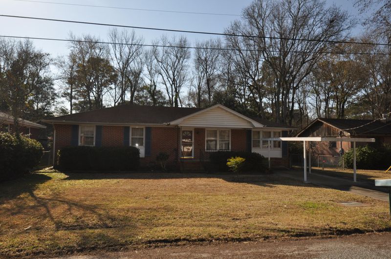 2055 Cheraw Dr, Charleston, SC 29412