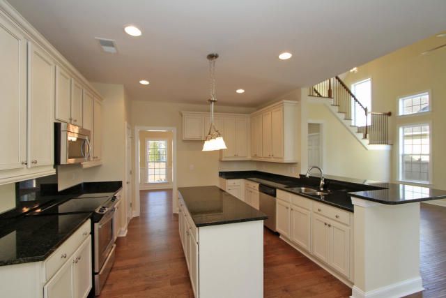 1178 Rivers Reach Dr, Wando, SC 29492