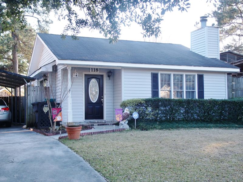 118 Heather Dr, Summerville, SC 29483