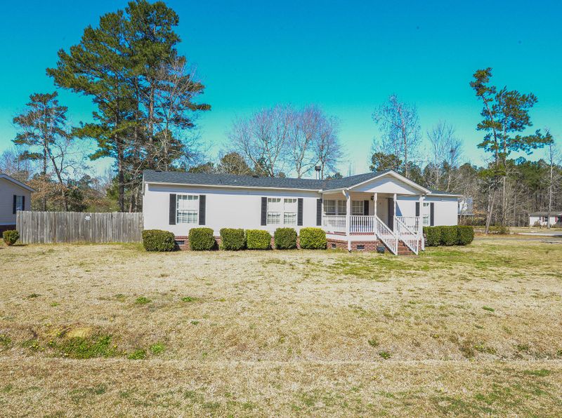 301 Clear Springs Cir, Summerville, SC 29483