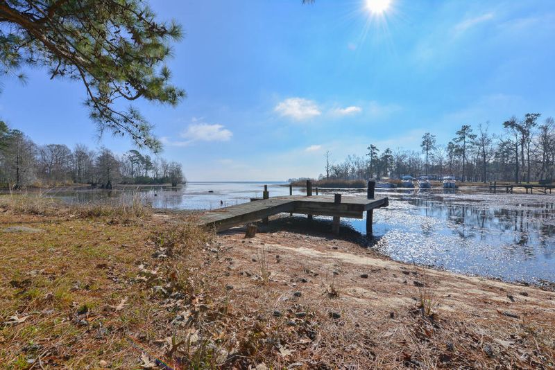 971 Cedar Grove Dr, Cross, SC 29436