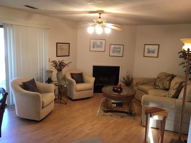 404 Waterwood Dr, Goose Creek, SC 29445