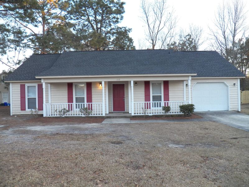 105 James Rd, Summerville, SC 29483