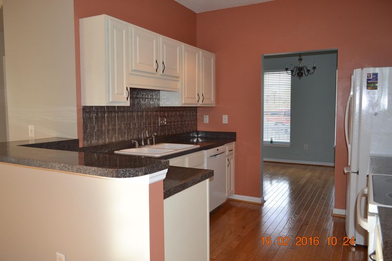 618 Saint Ives Ln, Goose Creek, SC 29445