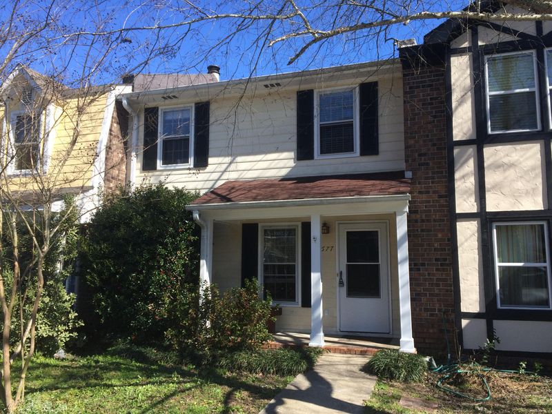 677 Buckhall Ct, Mount Pleasant, SC 29464