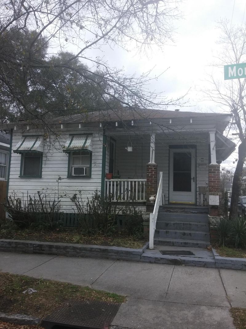 31 Moultrie St, Charleston, SC 29403